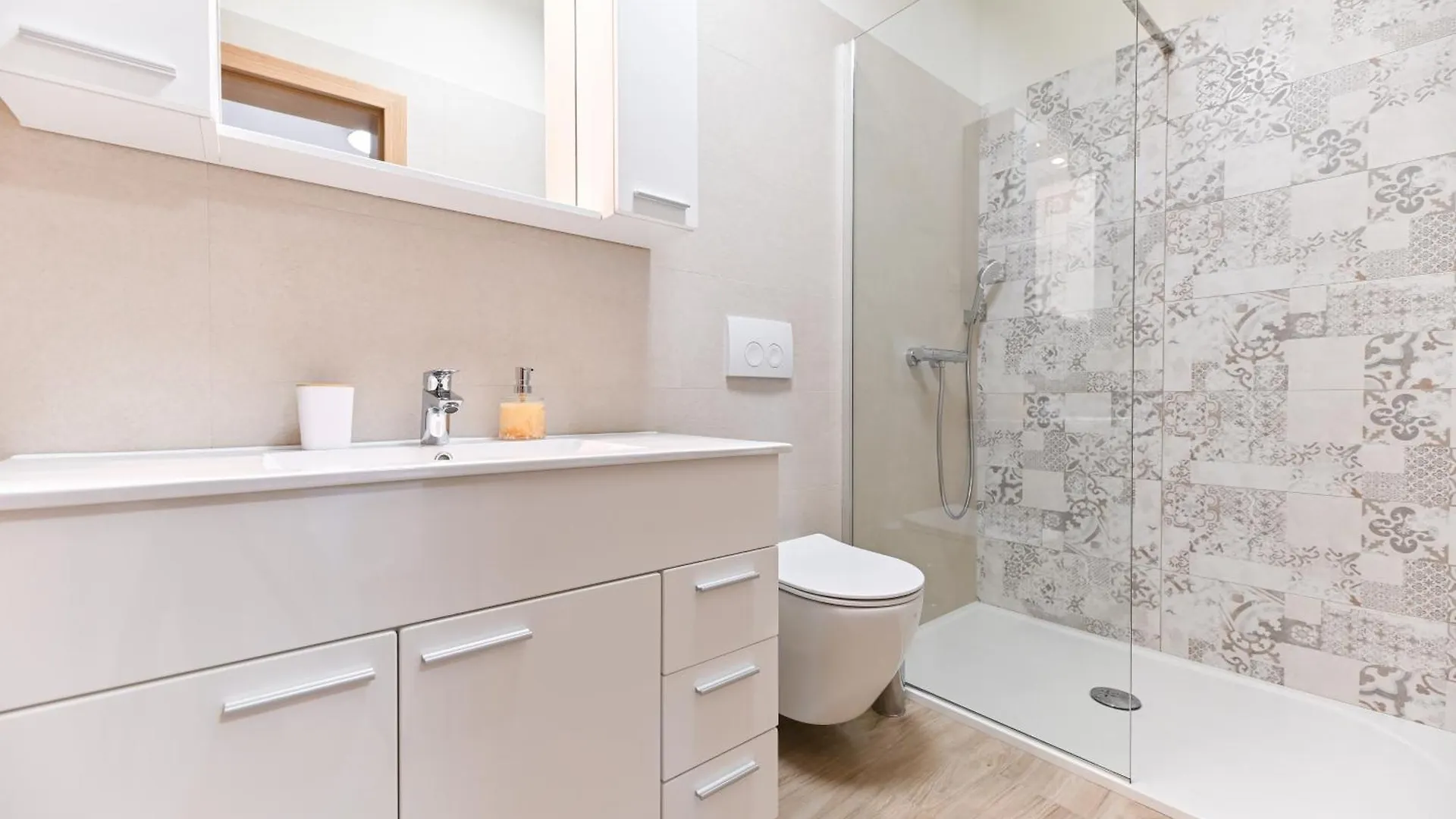 Apartment Apartman Tia Zadar Croatia